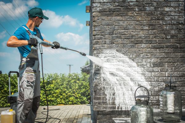 Brick Cleaning in Jonesboro