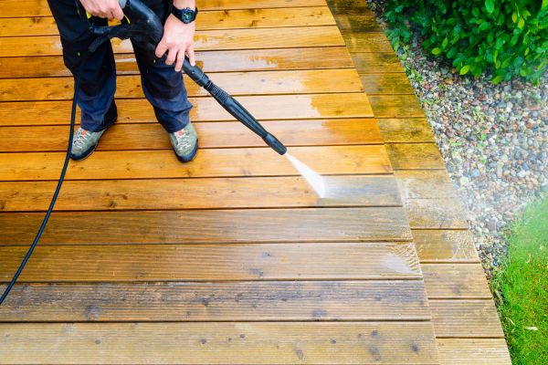 Deck Power Washing in Jonesboro