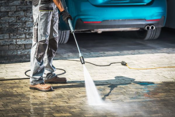 Cost of Driveway Pressure Washing in Jonesboro