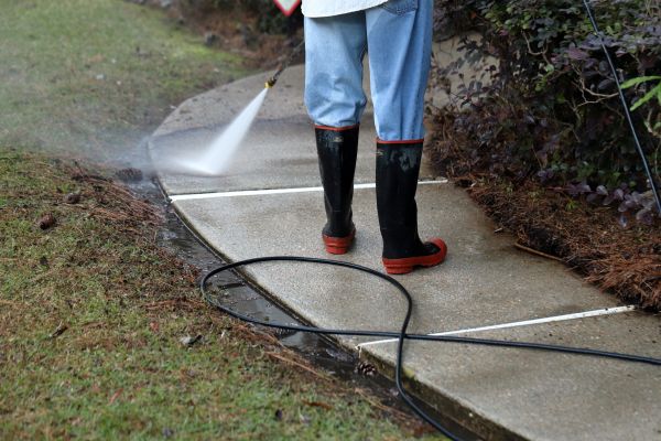 Sidewalk Pressure Cleaning in Jonesboro
