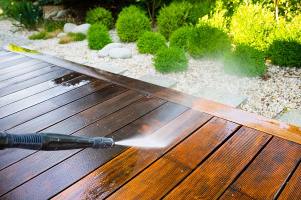 Deck Cleaning in Jonesboro